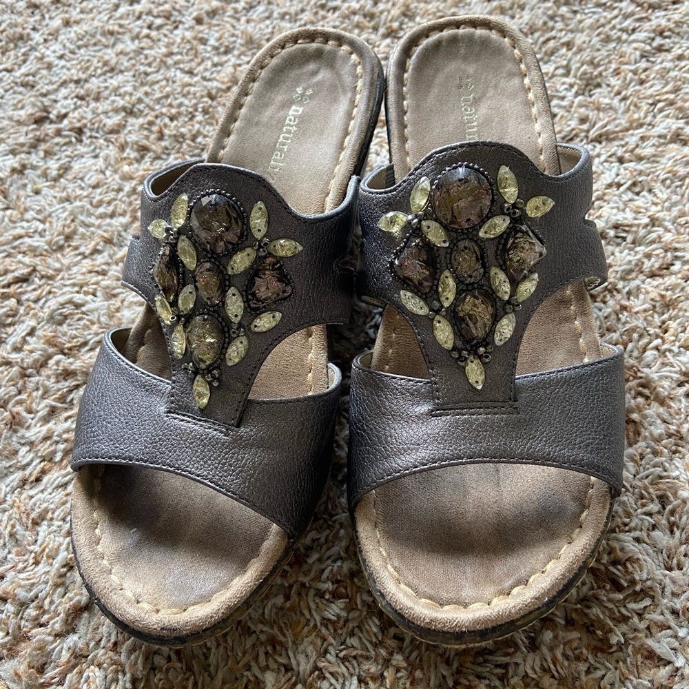 Naturalizer silver beaded sandal